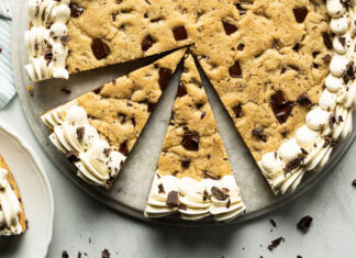 Chocolate Chip Cookie Cake Chocolate Chip Cookie Cake