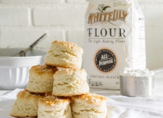 Brian Hart Hoffman’s Buttermilk Biscuits with White Lily Flour White Lily Buttermilk Biscuits