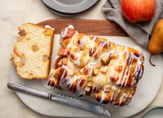 Pear & Apple Loaf Pear & Apple Loaf
