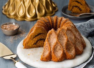 Pumpkin Doughnut Bundt Cake Pumpkin Doughnut Bundt Cake