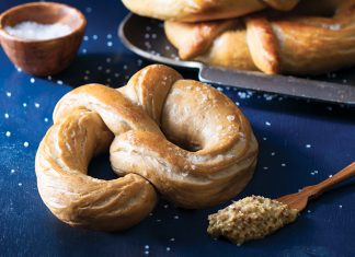 Traditional Large Soft Pretzels Pretzels