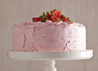 Champagne Cake with Fluffy Strawberry Frosting Champagne Cake with Fluffy Strawberry Frosting - Bake from Scratch Cake SIP