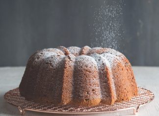 Italian Cream Bundt Cake Italian Cream Bundt Cake with powdered sugar