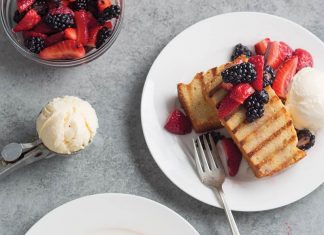 Grilled Browned Butter Pound Cake with Berries Grilled Browned Butter Pound Cake with Berries