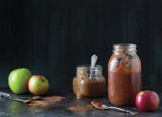 McIntosh Applesauce McIntosh Applesauce in glass jars