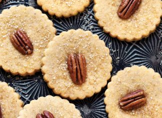 Our Best Pumpkin Recipes pumpkin spice shortbread cookies
