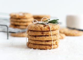 Editor-in-Chief Talks Holiday Cookies On “Flour Hour”