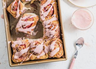 Strawberry Poppy Seed Buns
