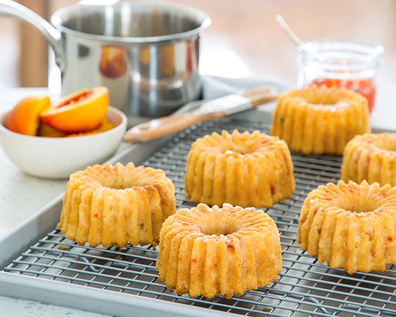 Mini Coconut-Pepper Jelly Cakes