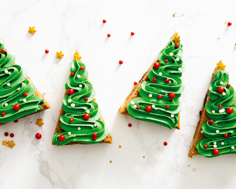 Spiced Cranberry White Chocolate Blondies