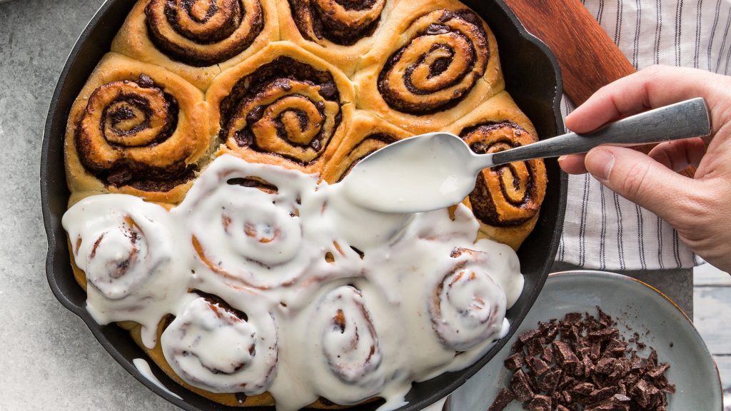 Mexican Chocolate Cinnamon Rolls