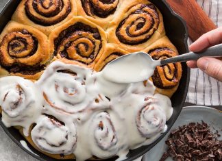 Mexican Chocolate Cinnamon Rolls