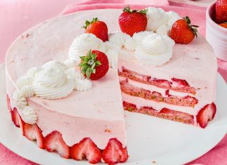 Strawberry Icebox Cake Strawberry Icebox Cake