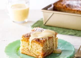 Apple Slice Traybake