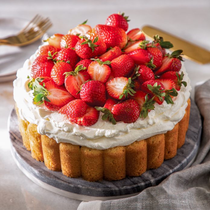 Fresh Strawberry and Cream Japanese Cake Roll - Indulge With Mimi