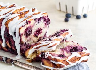 Roasted Blueberry Pull-Apart Loaf Roasted Blueberry Pull-Apart Loaf