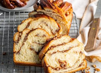 Cinnamon-Pecan Babka cinnamon-pecan babka