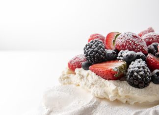 Baking School In-Depth: Pavlova