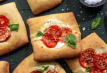 Summer Tomato-and-Cheese Tarts Summer Tomato-and-Cheese Tarts