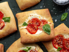 Summer Tomato-and-Cheese Tarts Summer Tomato-and-Cheese Tarts