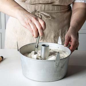 Making trench in batter in cake pan