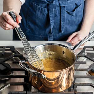 Making Caramel Icing