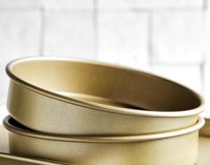 Rose Levy Beranbaum’s Essential Cake-Baking Equipment Williams Sonoma Gold Touch Round Cake Pans