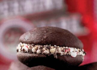 Peppermint Bark Whoopie Pies Peppermint Bark Whoopie Pies