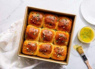 Gluten-Free Dinner Rolls Gluten-Free Dinner Rolls