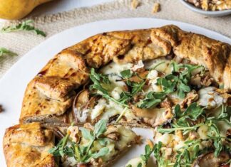 Pear-Walnut Crostata Pear-Walnut Crostata