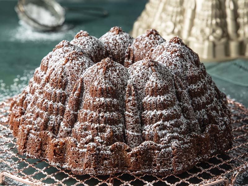 Gingerbread Streusel Bundt Cake