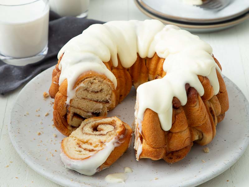 Cinnamon Roll Bundt