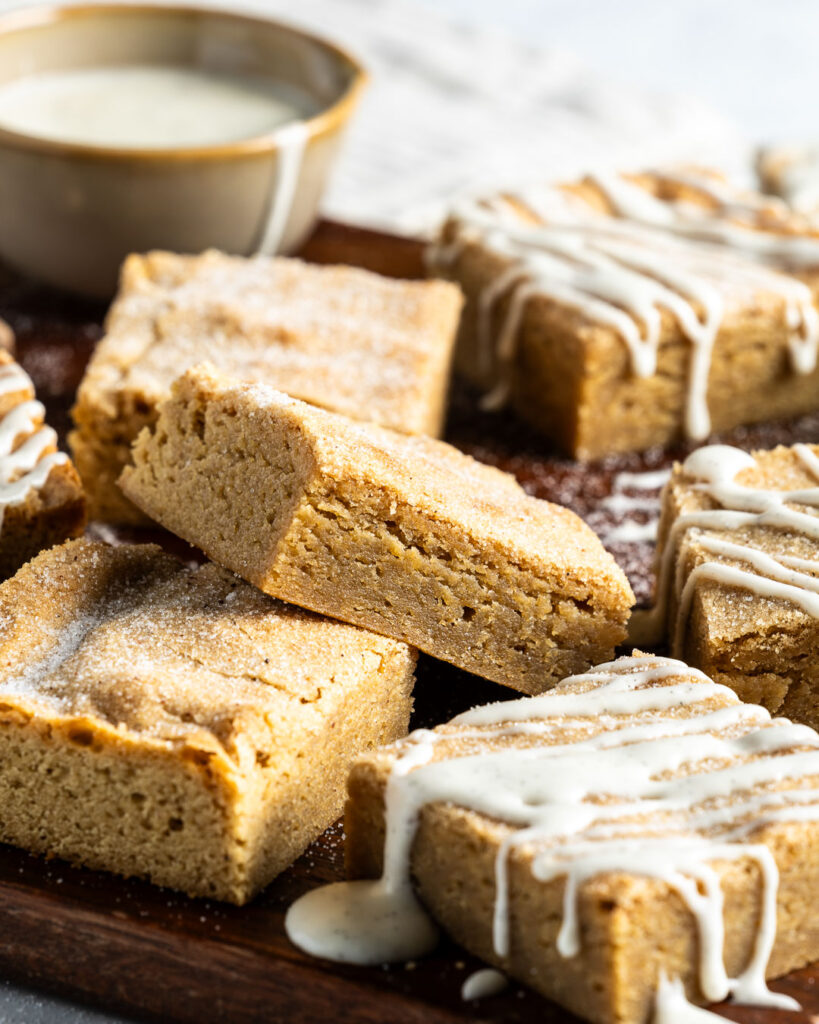 Vanilla Eggnog Blondies