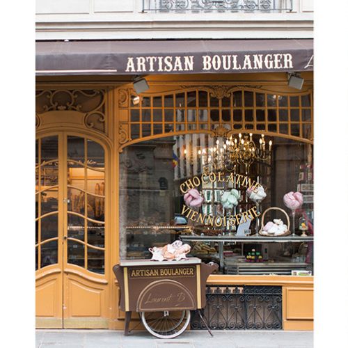 Paris Every Day interior spread