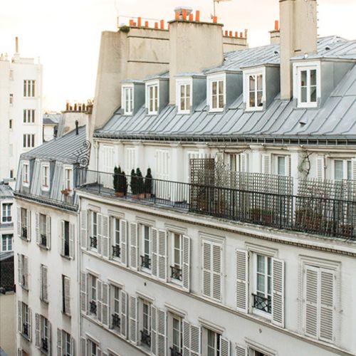 Paris Every Day interior spread