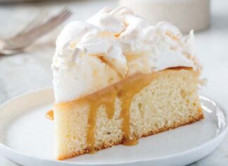 Twice-Baked Meringue Cake Twice-Baked Meringue Cake