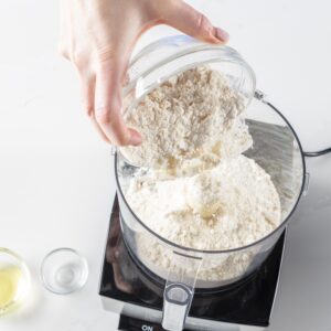 Making almond paste