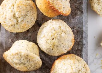 Lemon, Poppy Seed, and Ricotta Muffins Lemon, Poppy Seed, and Ricotta Muffins
