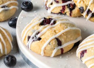 Blueberry-Ricotta Cookies Blueberry-Ricotta Cookies
