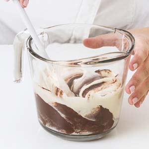 Mixing batter Step 3
