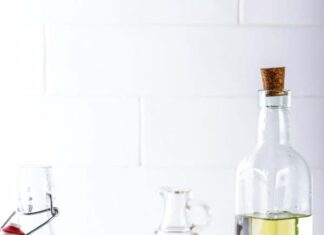 Baking with Oil: Our Essential Guide Oil Cakes: Our Baking Showdown