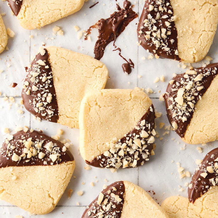 CHOCOLATE-DIPPED MACADAMIA SHORTBREAD