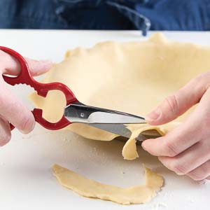 Trimming pie dough