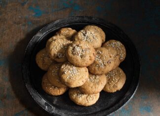 Tahini & Milk Chocolate Chip Cookies Tahini & Milk Chocolate Chip Cookies