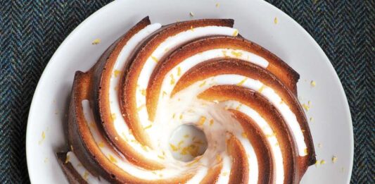 Hot Toddy Bundt Cake Hot Toddy Bundt Cake