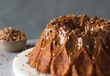 Caramel-Apple-Pecan Cake Caramel-Apple-Pecan Cake