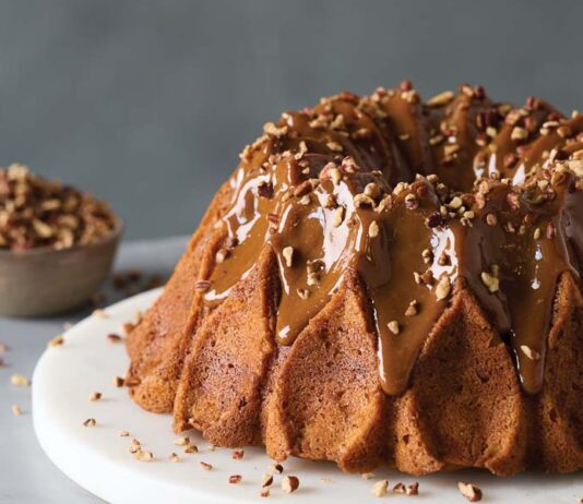 Caramel-Apple-Pecan Cake Caramel-Apple-Pecan Cake