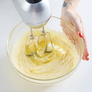 Whipping the egg whites