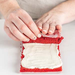 Rolling cake layers