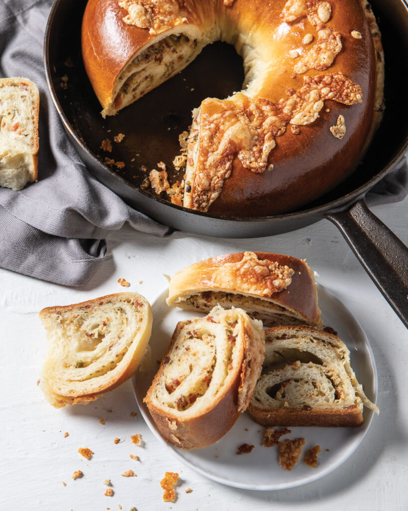 Jalapeno Popper Swirl Bread